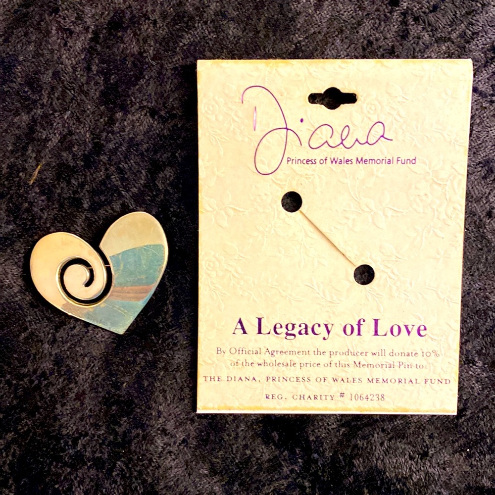 Princess Diana commemorative Pin Brooch